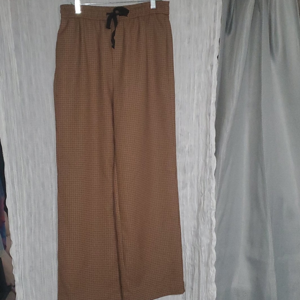 Slacks